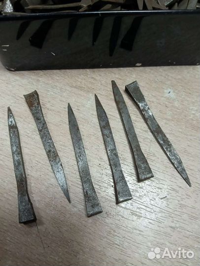 Гвозди кованные на подковы