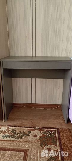 Столик для ноутбука