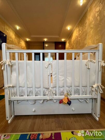 Детская кровать с матрасом