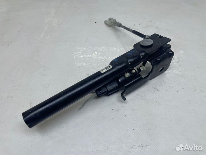 Преднатяжитель ремня передний правый Ford Explorer