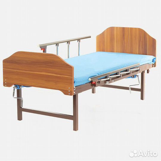 Медицинская кровать для ухода за больными