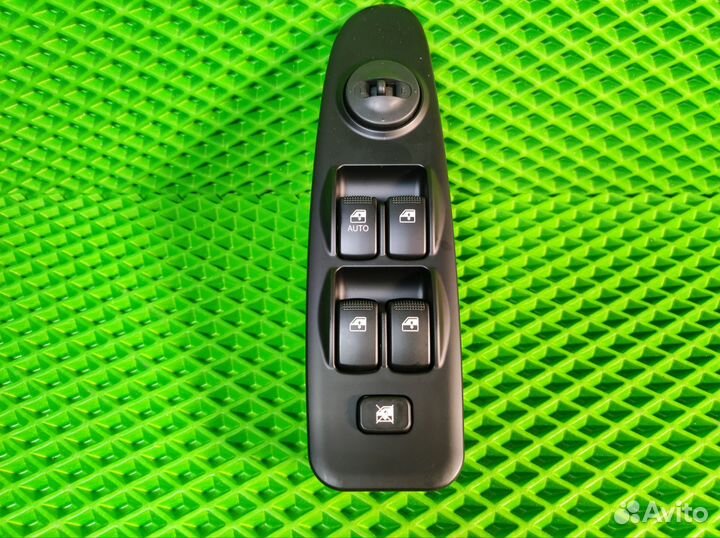 Блок кнопок стеклоподъемника Элантра 3