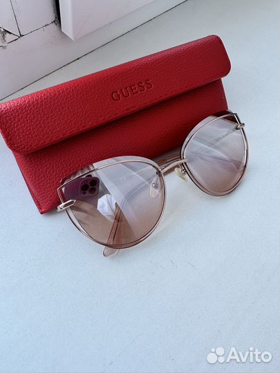 Солнцезащитные очки