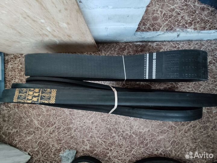 Запчасти на комбайн Нью холлонд