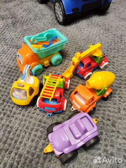 Машинки пакетом для малыша