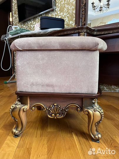 Банкетка пуфик