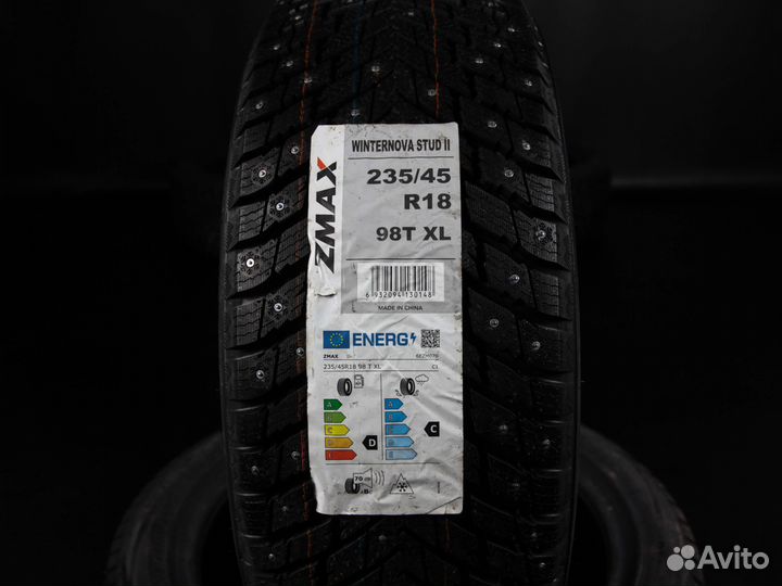 Zmax Winternova Stud II 235/45 R18 92T