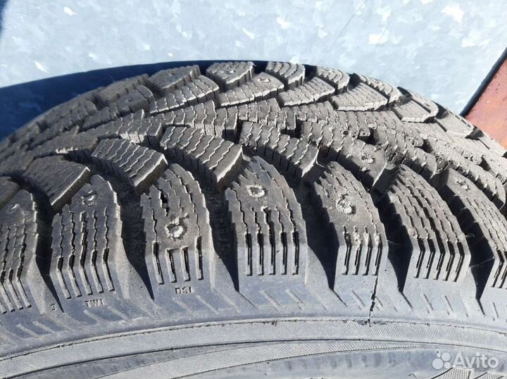 Продам зимнюю резину на W.Tiguan