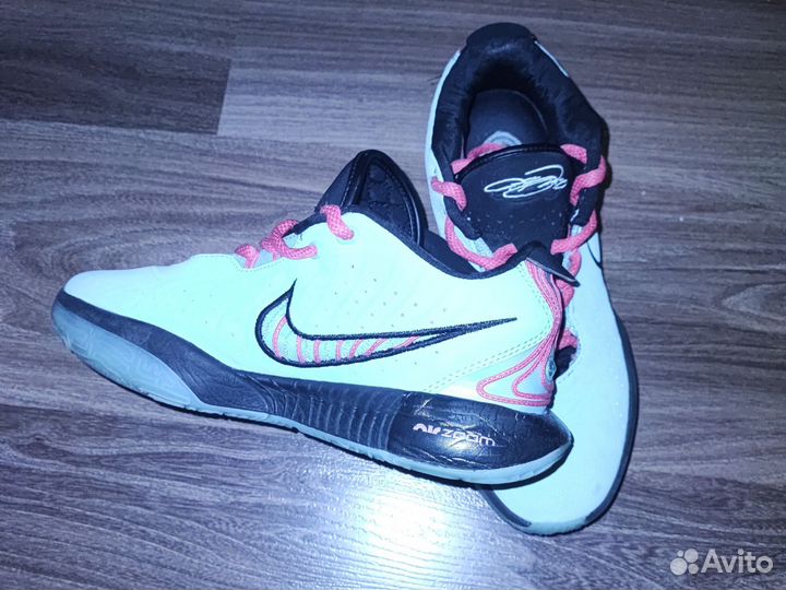 Футзалки nike