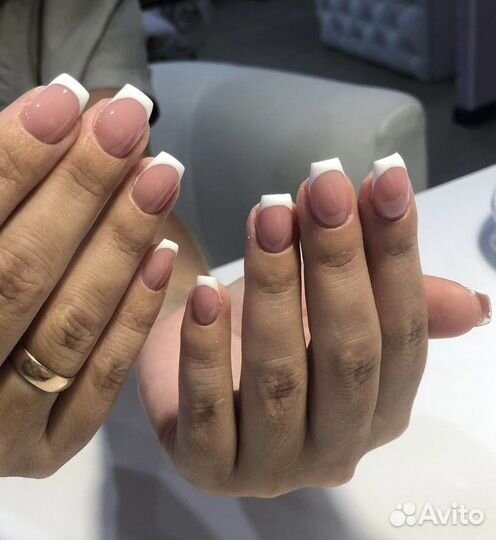 Мастер маникюра и педикюра