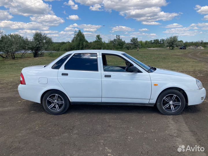 LADA Priora 1.6 МТ, 2011, 173 045 км