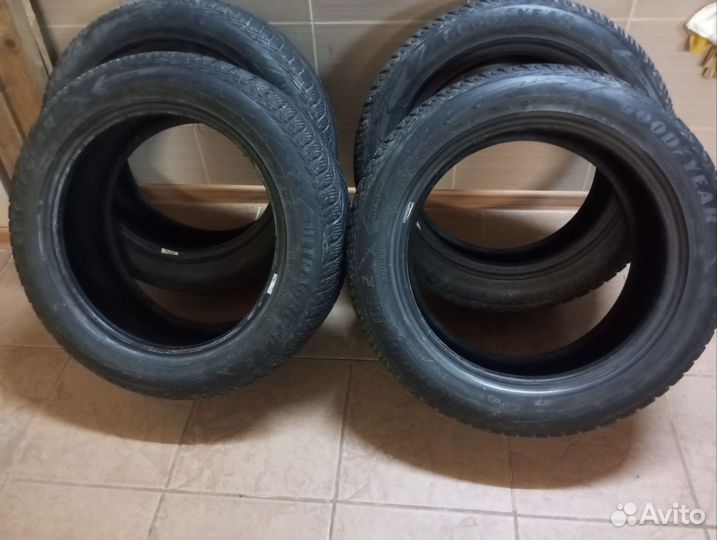 Ultramile UM R5-RF5 205/55 R16C