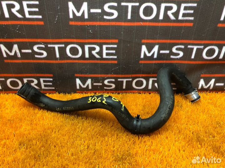 Патрубок расширительного бачка Mercedes-Benz