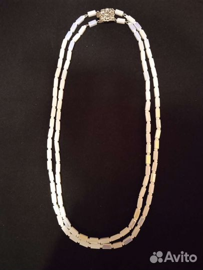 Бусы белое молочное стекло двухрядные винтажные