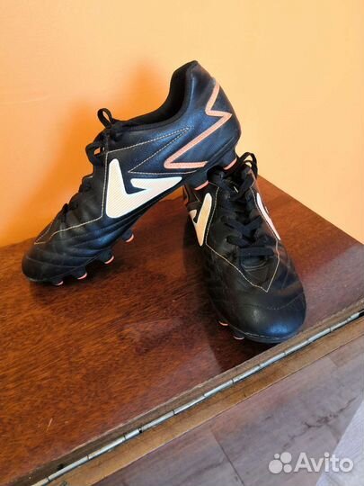 Футбольные бутсы demix