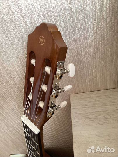 Классическая гитара yamaha c40 + чехол