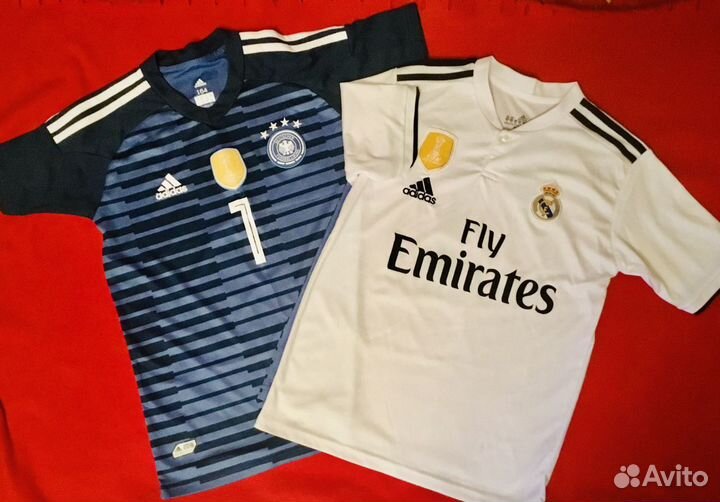 Форма футбольная и для спорта