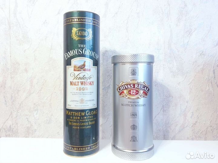 Пустые коробки от алкоголя