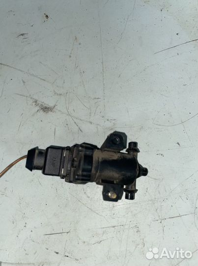 Вакуумный клапан Мерседес W140