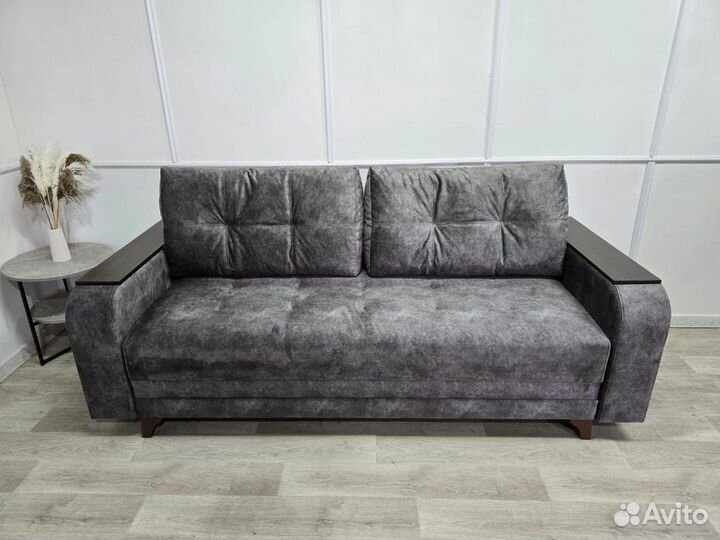 Продавец консультант мягкой мебели