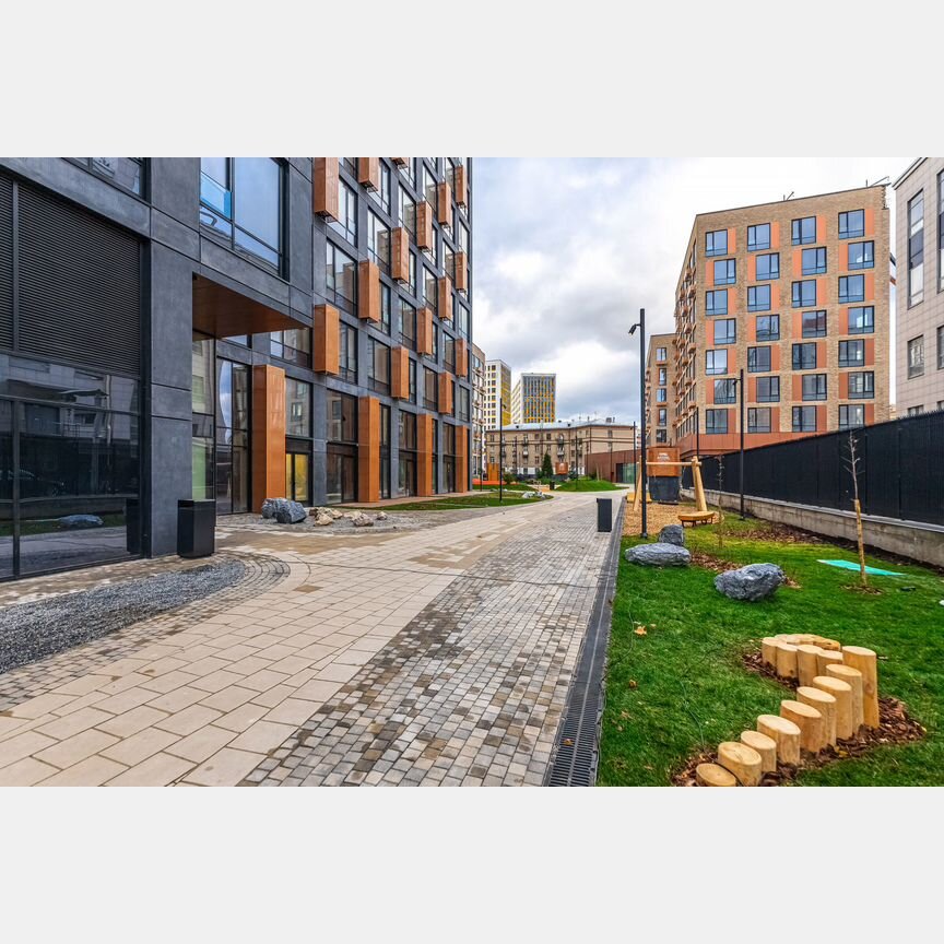 3-к. квартира, 95,3 м², 1/8 эт.