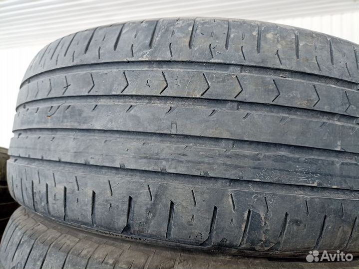 Continental ContiPremiumContact 5 215/55 R17 94V