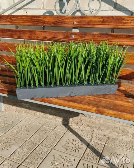 Искусственная трава, осока в ящике, блоке, кашпо