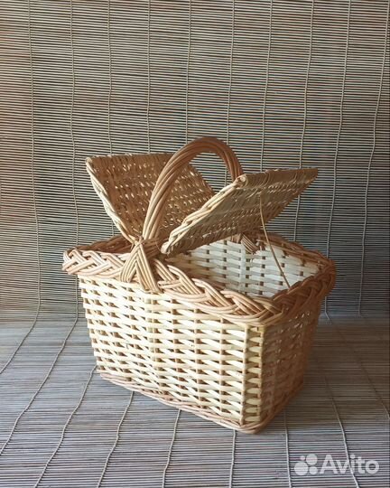 Плетеная Корзина с крышкой (пикник) ива