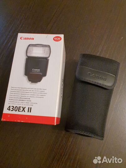 Вспышка Canon Speedlite 430EX II