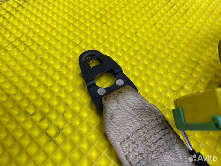 Ремень безопасности передний правый Volkswagen