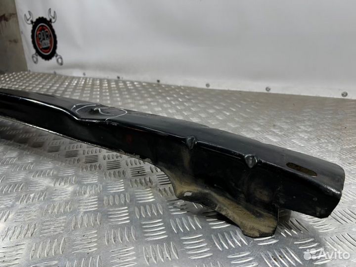 Усилитель бампера задний Opel Zafira B 1.8 Z18XER