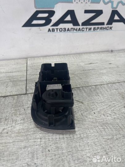 Кнопка управления зеркалами Renault Logan 2