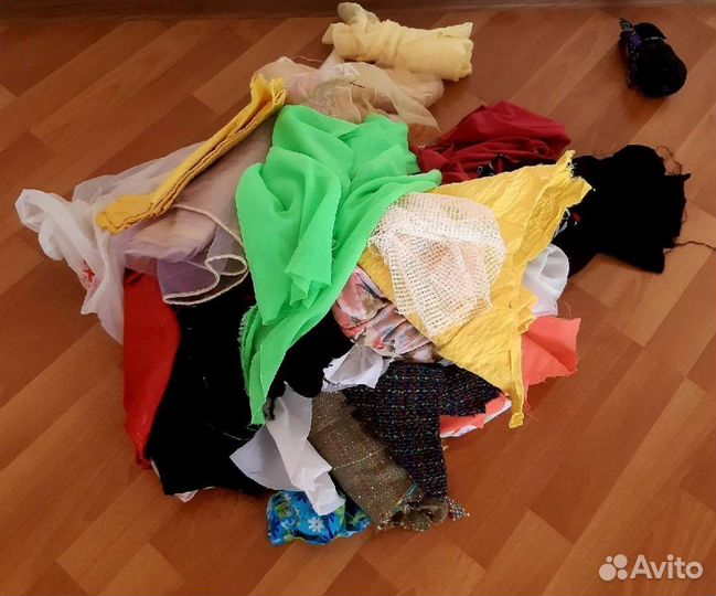 Отрезы ткани пакетом