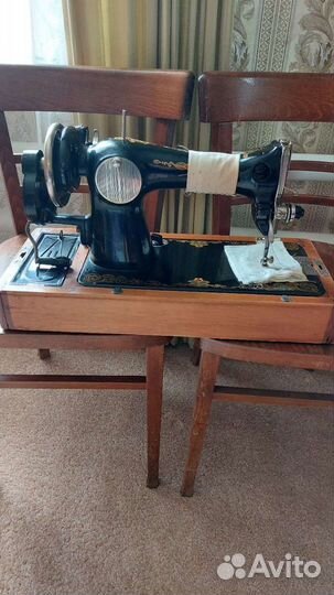 Швейные машинки электрическая и ручная