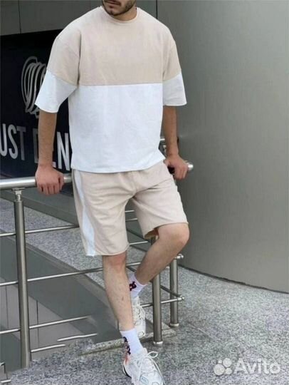 Мужской спортивный костюм летний