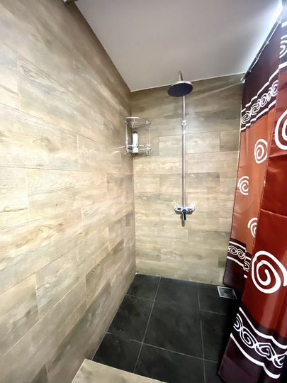 2-к. квартира, 40 м², 1/5 эт.