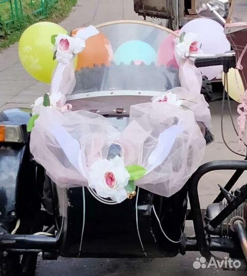 Свадебные ленты на капот автомобиля