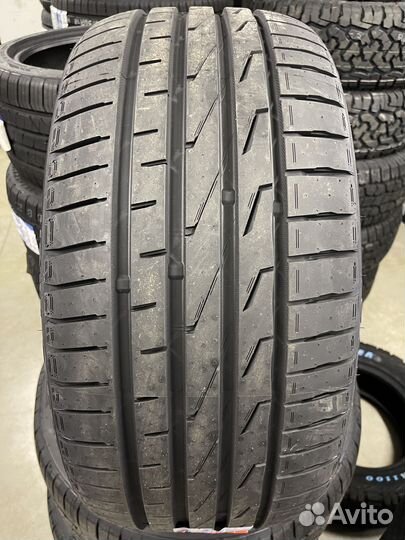 Leao Nova-Force C/S 275/40 R20 и 315/35 R20 110Y