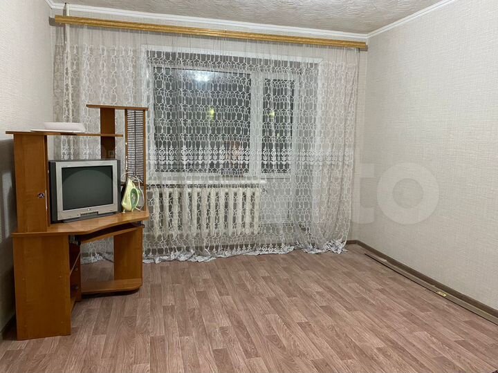 2-к. квартира, 60 м², 3/5 эт.