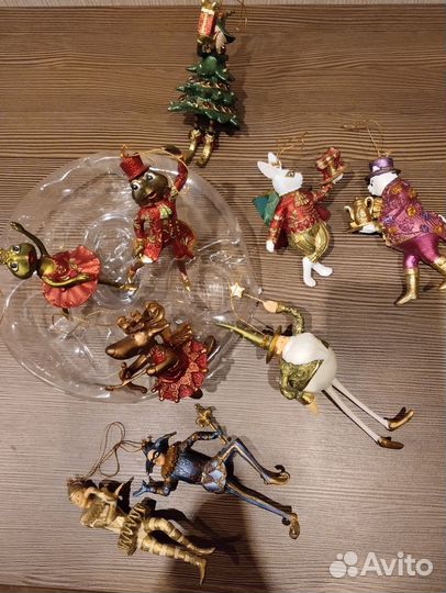 Новогодние игрушки