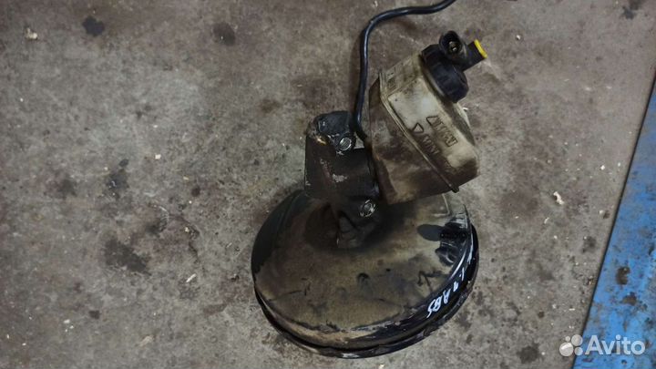 Вакуум Renault Symbol 1.4 AT