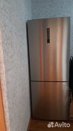 Холодильник Haier c4f744cmg