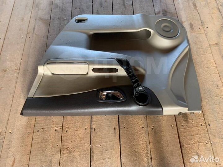 Обшивка двери передняя Renault Koleos HY0 M9RW7