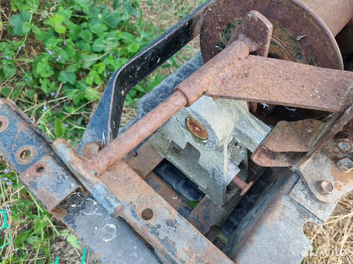 Лебедка автомобильная