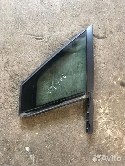 Форточка(уголок) передней левой двери Citroen C4