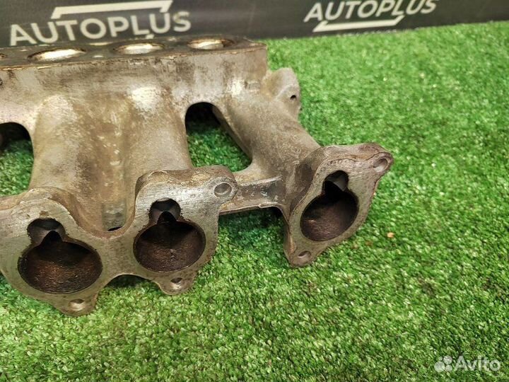 Впускной коллектор Volkswagen Golf 3 2.0 1991-2000