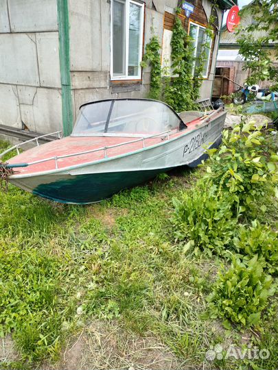 Лодка Днепр