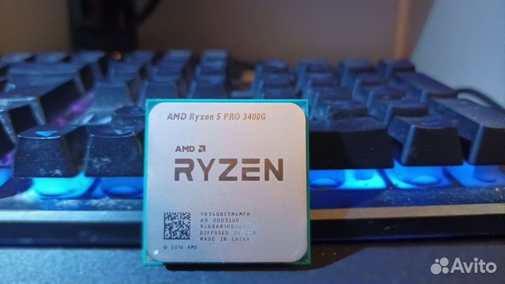 Процессор AMD Ryzen 5 pro 3400G