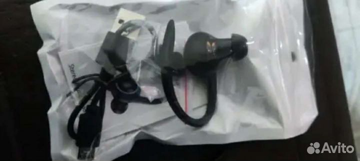 Bluetooth гарнитура