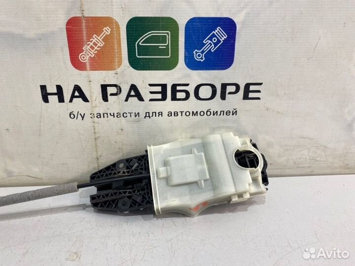 Ручка двери внешняя задняя левая Skoda Rapid NK6